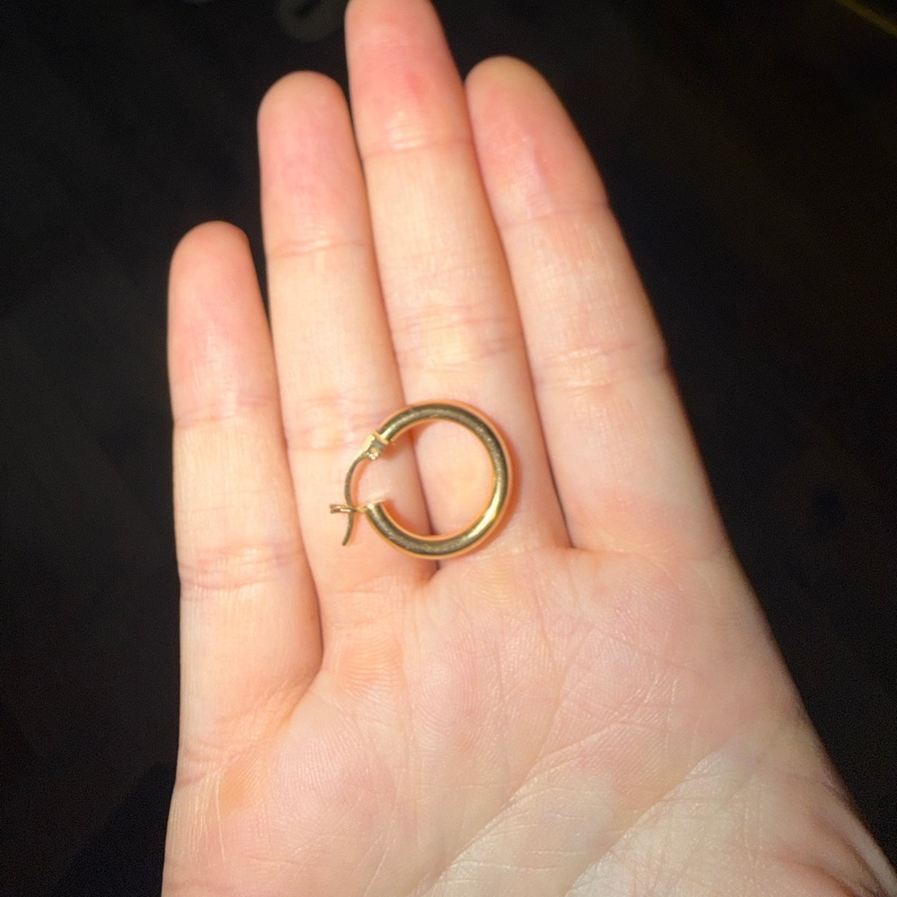 14K Gold Single Hoop Earring